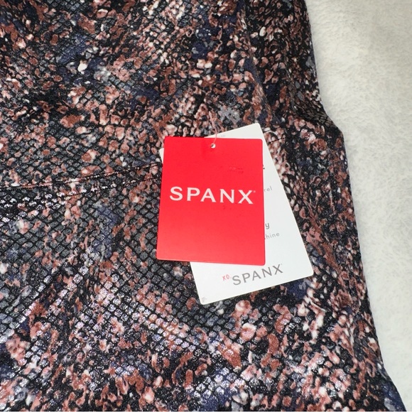 NWT! Spanx Faux Leather Snake Shine Leggings! - Picture 3 of 7